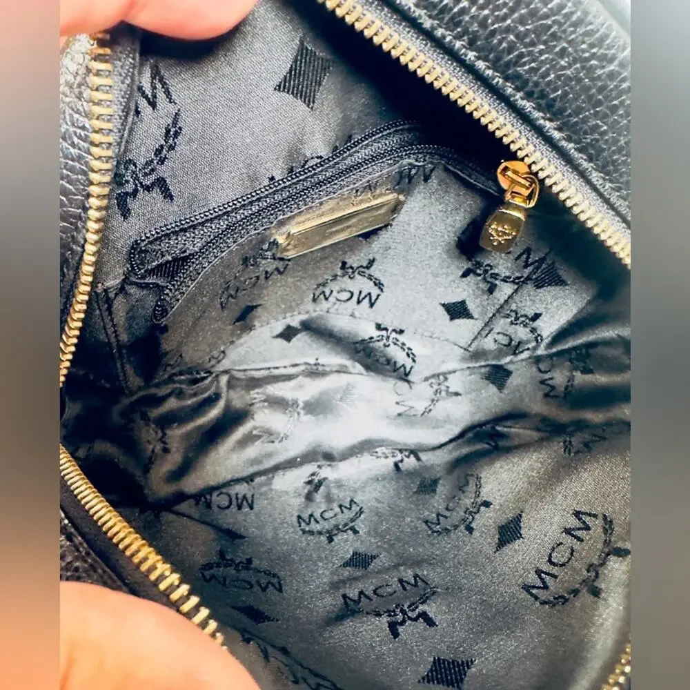 MCM chic round